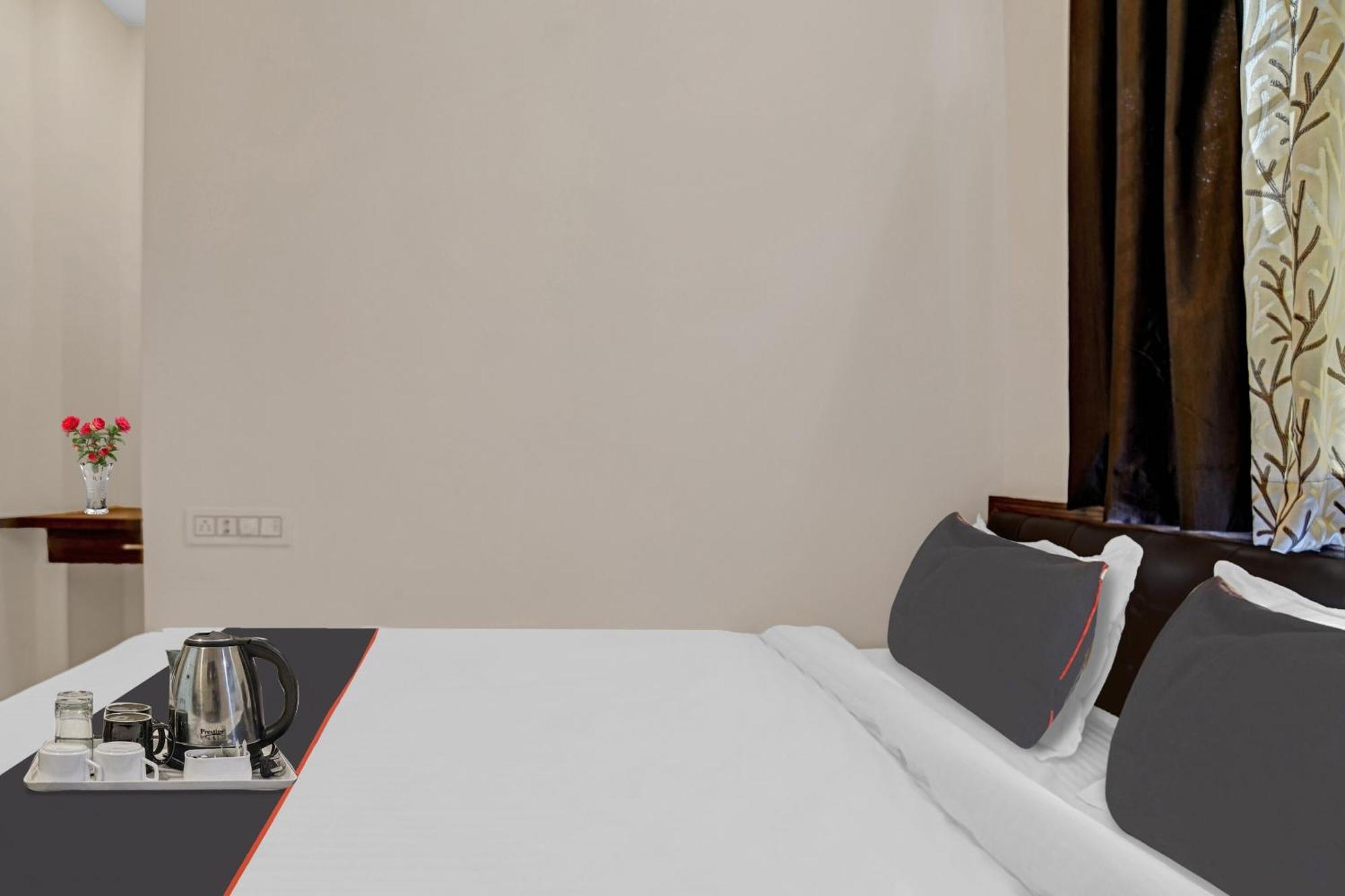 Collection O Riddhi Siddhi Hotell Indore Eksteriør bilde