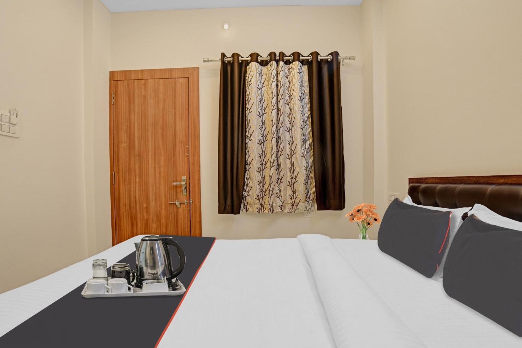 Collection O Riddhi Siddhi Hotell Indore Eksteriør bilde