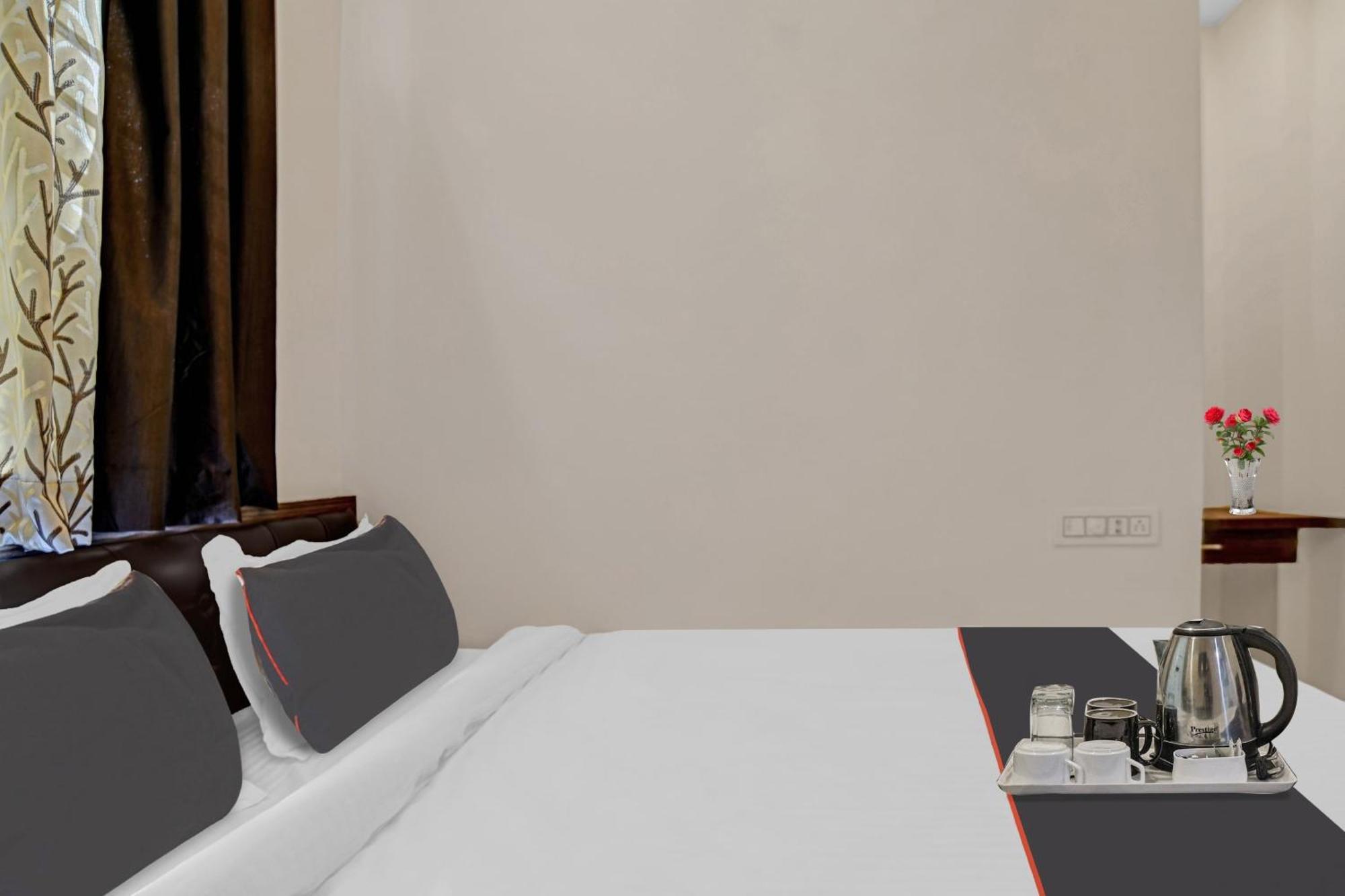 Collection O Riddhi Siddhi Hotell Indore Eksteriør bilde